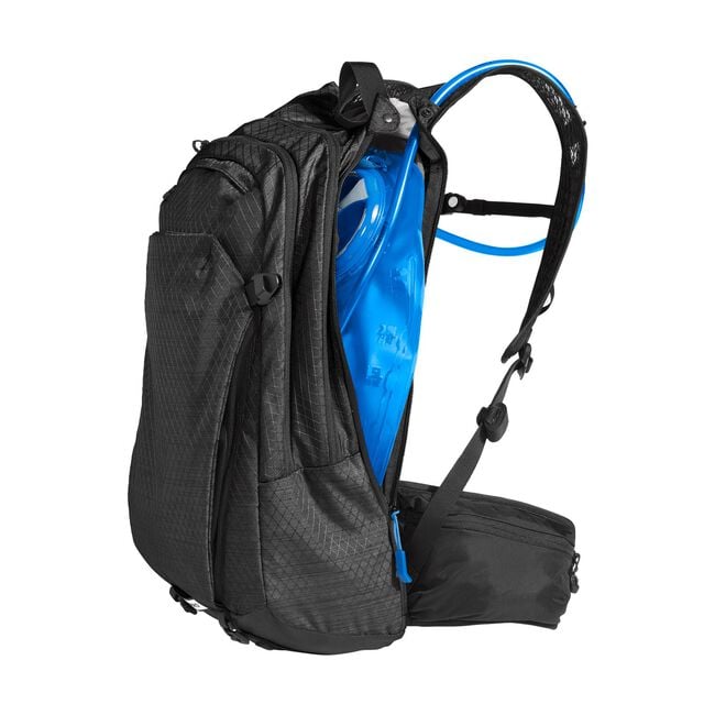 CamelbakCamelbak H.A.W.G. Pro 20 100ozOutdoor Action