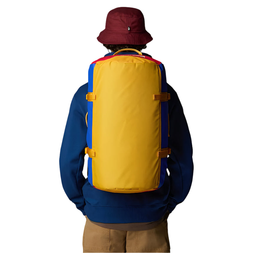 The North Face Base Camp Duffel - Small Outdoor Action TNFBLUE-TNFRED-SMTGOLD - Back Fit