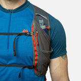 Mountain Equipment Tupilak 20 Vest Pack Outdoor Action Magma - Cohaesive cord lock closure