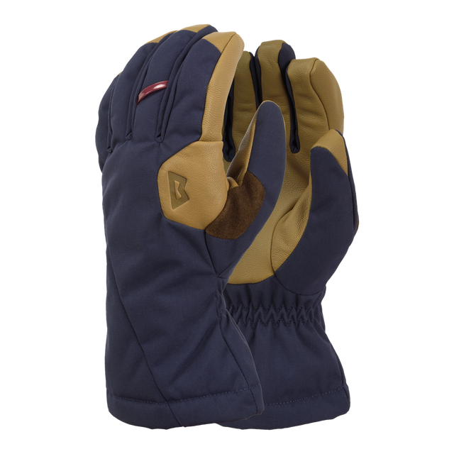 Mountain Equipment Guide Women's Glove Outdoor Action