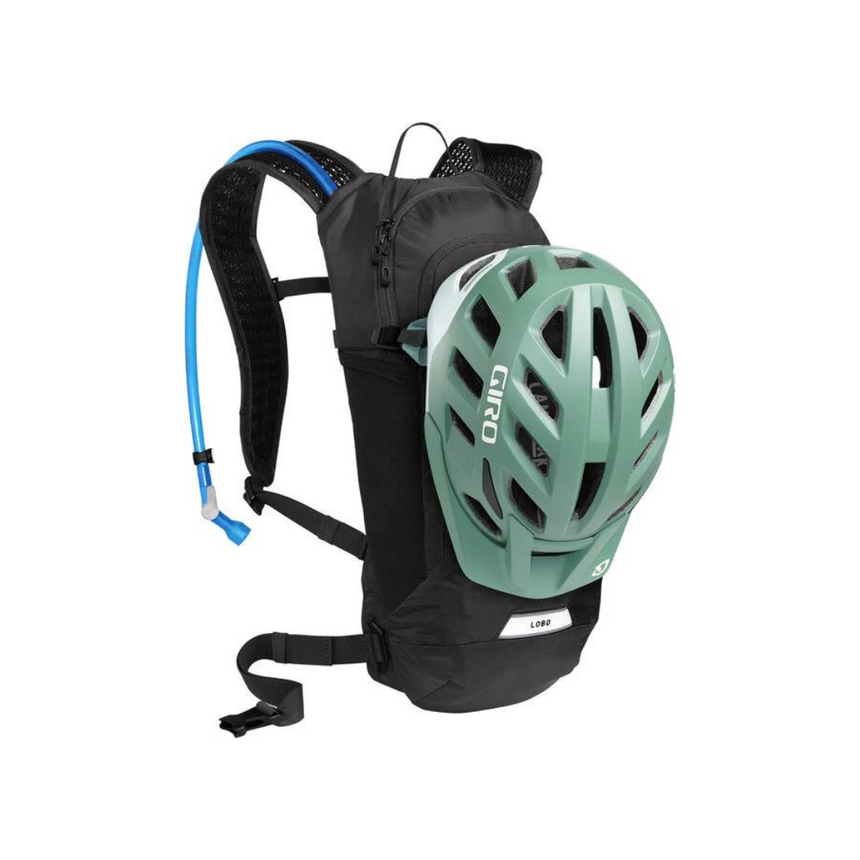 Camelbak 70 oz hydration pack hotsell