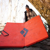 Black Diamond Mondo Crash Pad Outdoor Action Red- Product in use