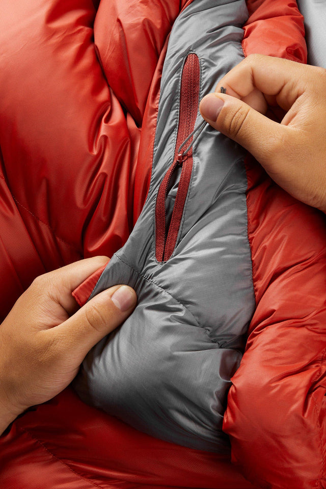 RABRab Alpine 600 Sleeping Bag (-9°C/15°F)Outdoor Action