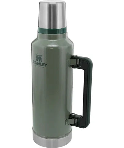 StanleyStanley Classic 1.9L BottleOutdoor Action